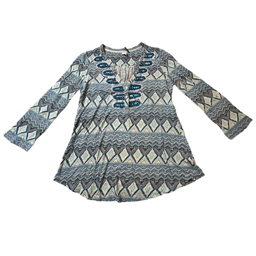 Anthropologie Akemi+Kin Blue/Green Split V-Neck Embroidered Geometric Top EUC L